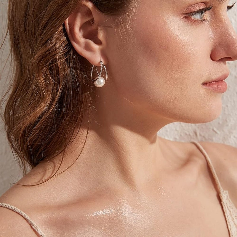 New Fashionable Women's Versatile Charm Earrings