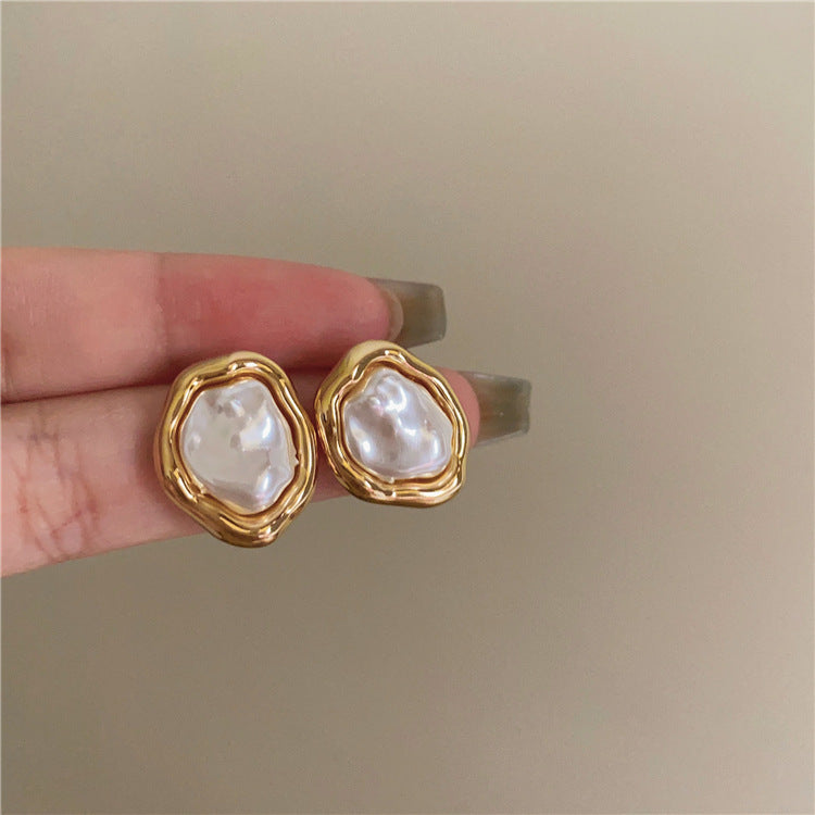 Irregular Pearl Edge Stud Earrings For Women