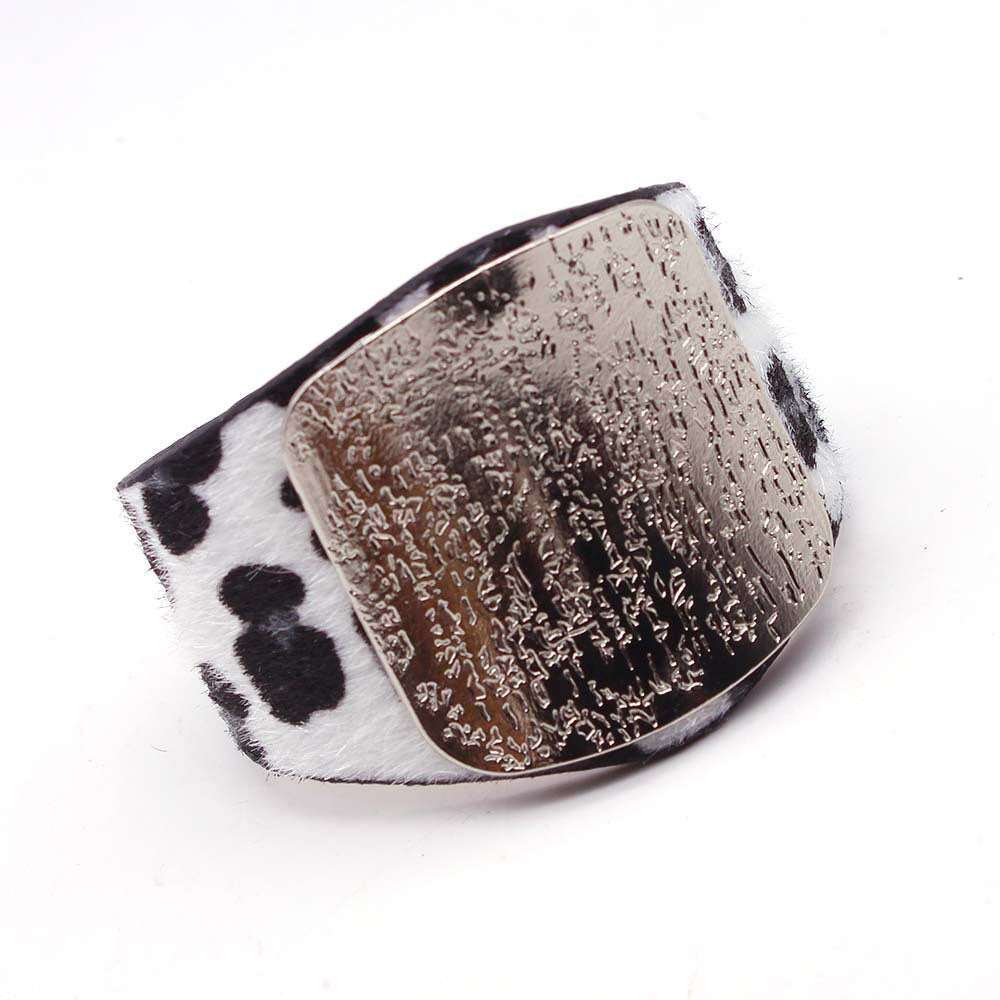 Personality Geometry Wide Horsehair Leopard Print Bangle Bracelet