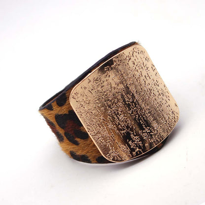 Personality Geometry Wide Horsehair Leopard Print Bangle Bracelet