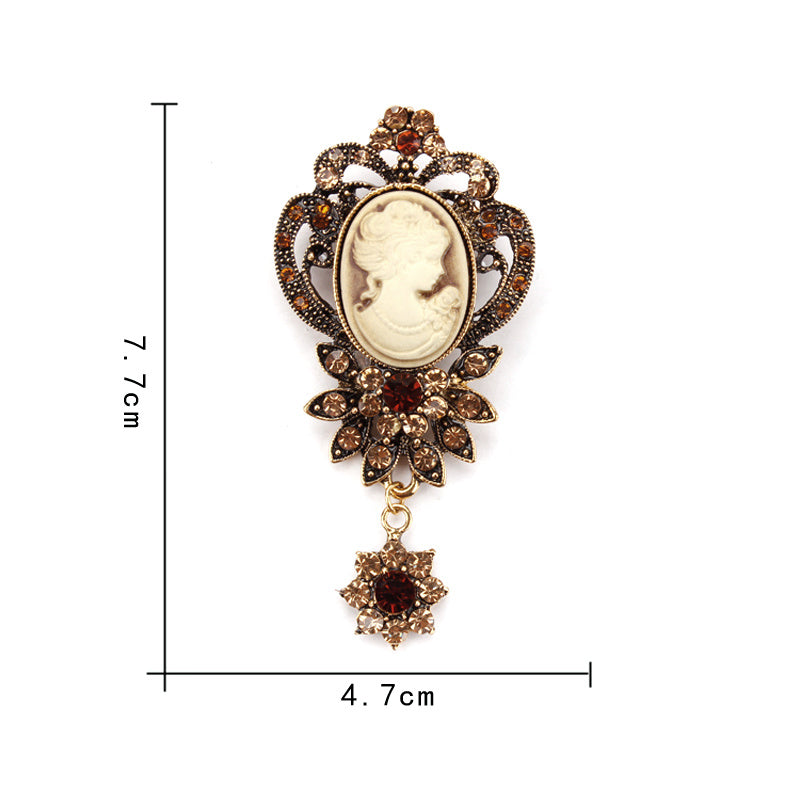 Retro Palace Brooch Female Brooch Female Anti Light European And American Fashion Beauty Head Picture Windbreaker Badge Pin Collar Pin Buckle
