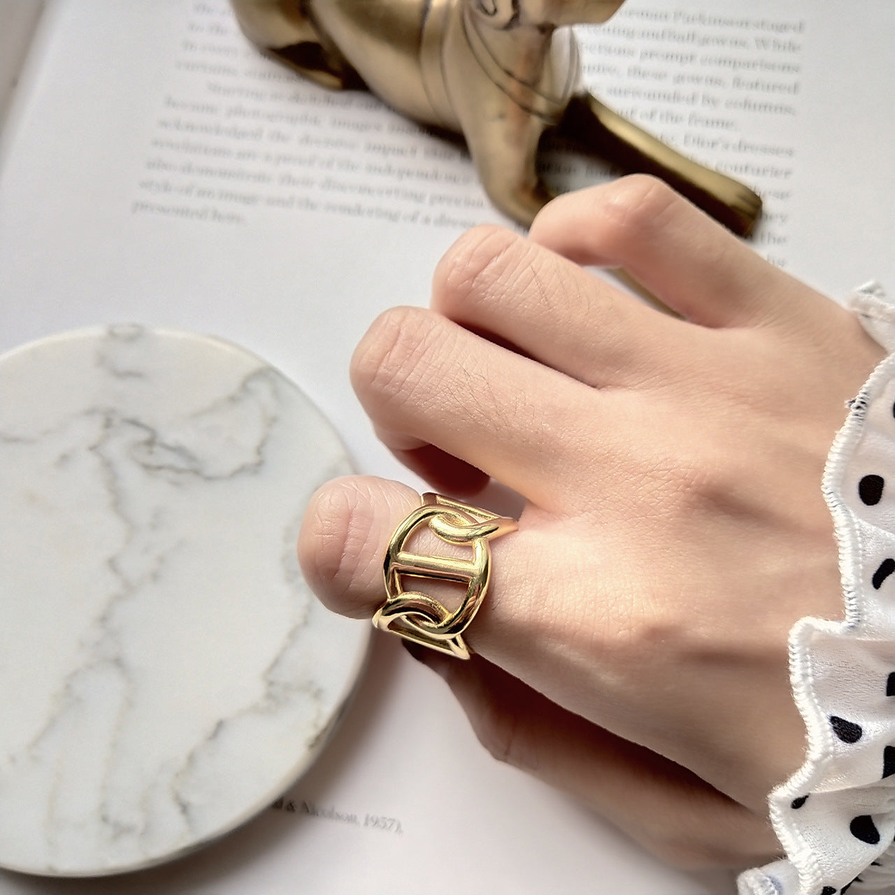 حلقة حلقة وحلقة حلقة مؤشر أنثوية حلقة مفصلية