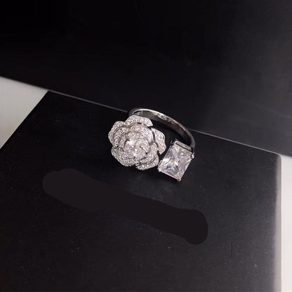 Adjustable Square Diamond Flower Opening Ring