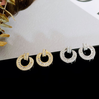 أقراط أذن من الفضة الإسترلينية S925 مرصعة بالزركون بالكامل