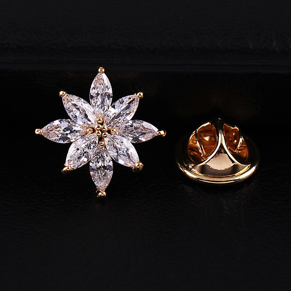 Crystal Small Brooch Collar Pin Gold-plated Micro Inlaid Zircon High-grade Anti-exposure Cap Ornament