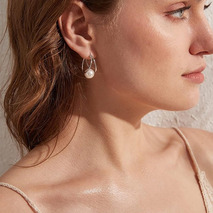 New Fashionable Women's Versatile Charm Earrings