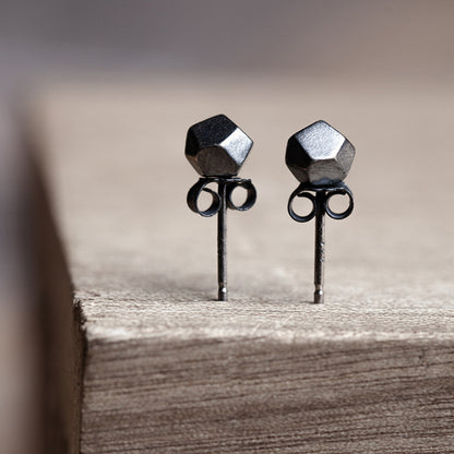 Oxidation Black Fashion Three-dimensional Geometric Earrings