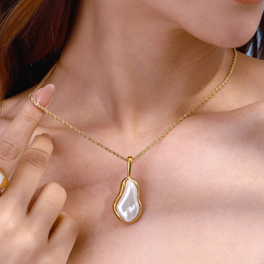 Stainless Steel Pearl Necklace Female Niche