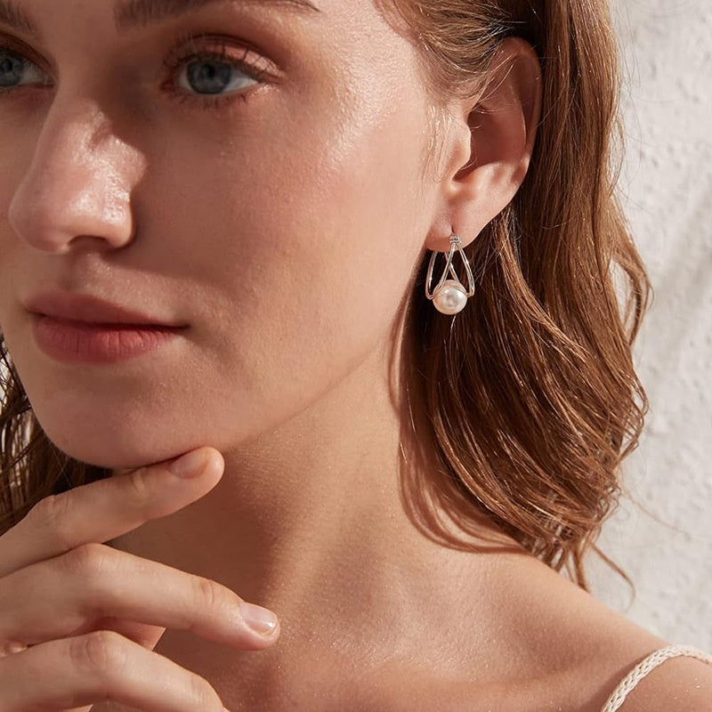 New Fashionable Women's Versatile Charm Earrings