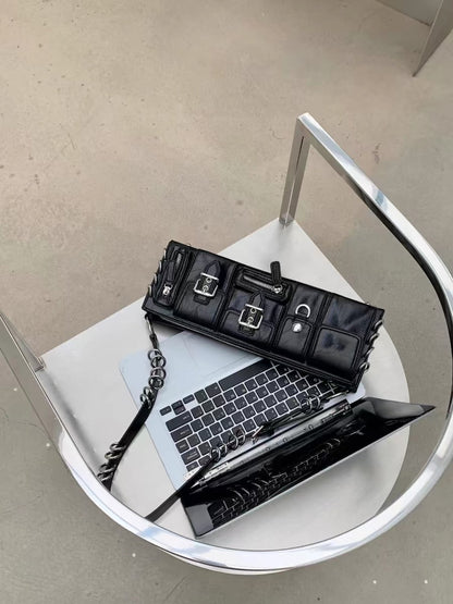 حقيبة كتف طويلة متعددة الجيوب بتصميم خاص