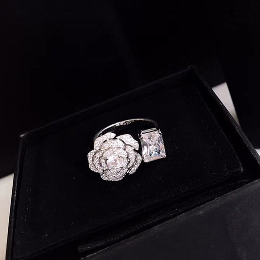 Adjustable Square Diamond Flower Opening Ring