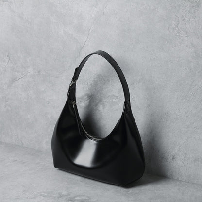 Modische und einfache Achselhöhle One-Shoulder tragbare Rindsledertasche
