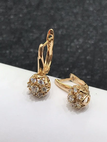 أقراط نسائية بسيطة بتصميم ريترو