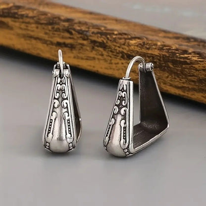 European And American Retro Geometric Carved Pattern Earrings