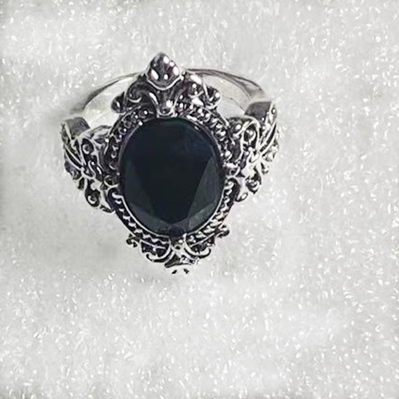 خاتم بتصميم بومة عتيقة مرصع بأحجار الراين