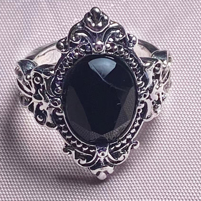 خاتم بتصميم بومة عتيقة مرصع بأحجار الراين